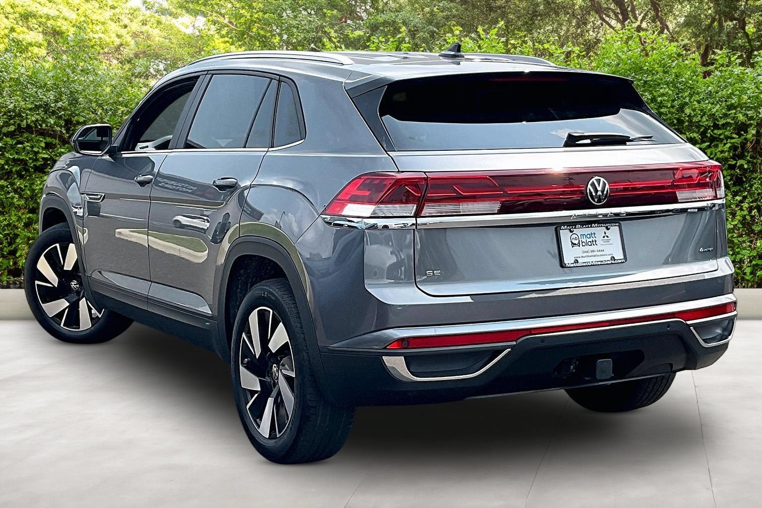 2024 Volkswagen Atlas Cross Sport 2.0T SE w/Technology