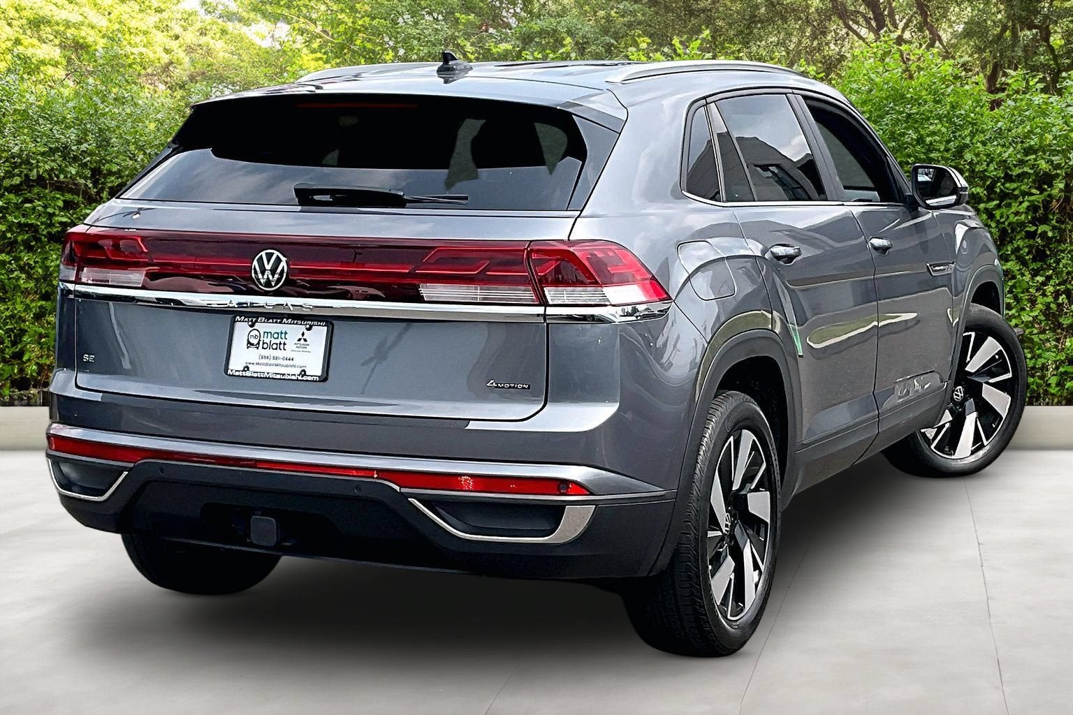 2024 Volkswagen Atlas Cross Sport 2.0T SE w/Technology