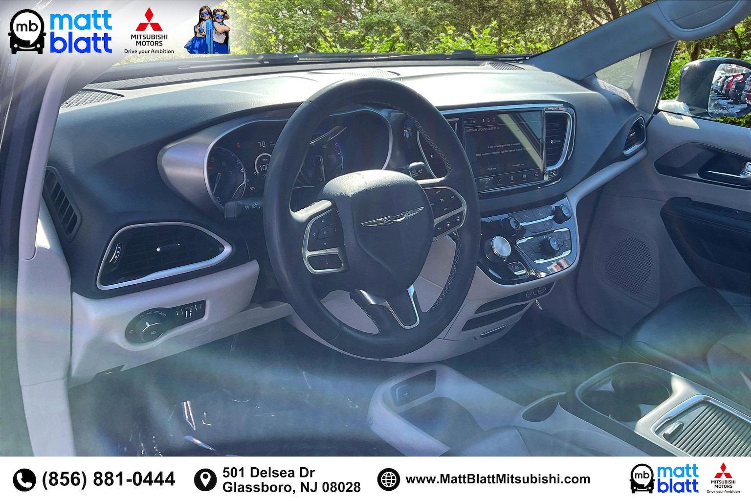 2023 Chrysler Pacifica Touring L