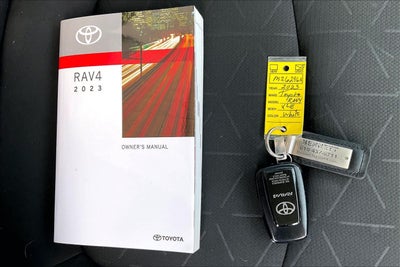 2023 Toyota RAV4 XLE