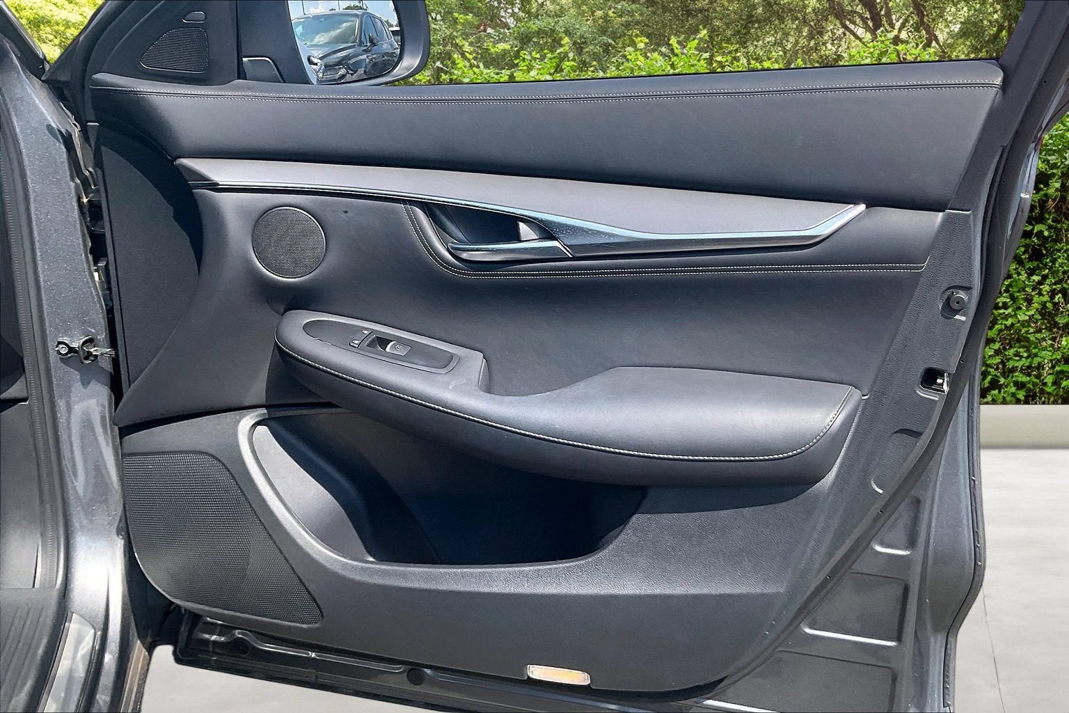 2023 INFINITI QX55 LUXE
