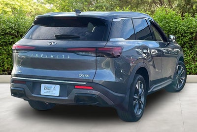 2023 INFINITI QX60 LUXE