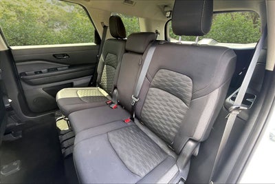 2023 Nissan Pathfinder S