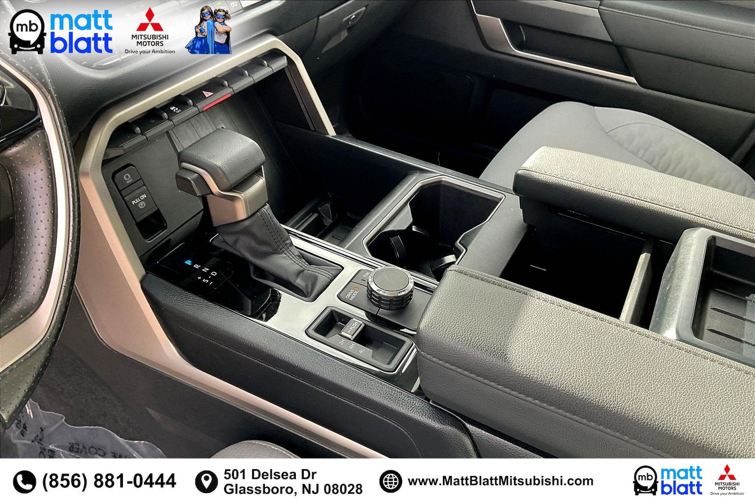 2024 Toyota Tundra 4WD SR5