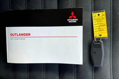 2022 Mitsubishi Outlander SE