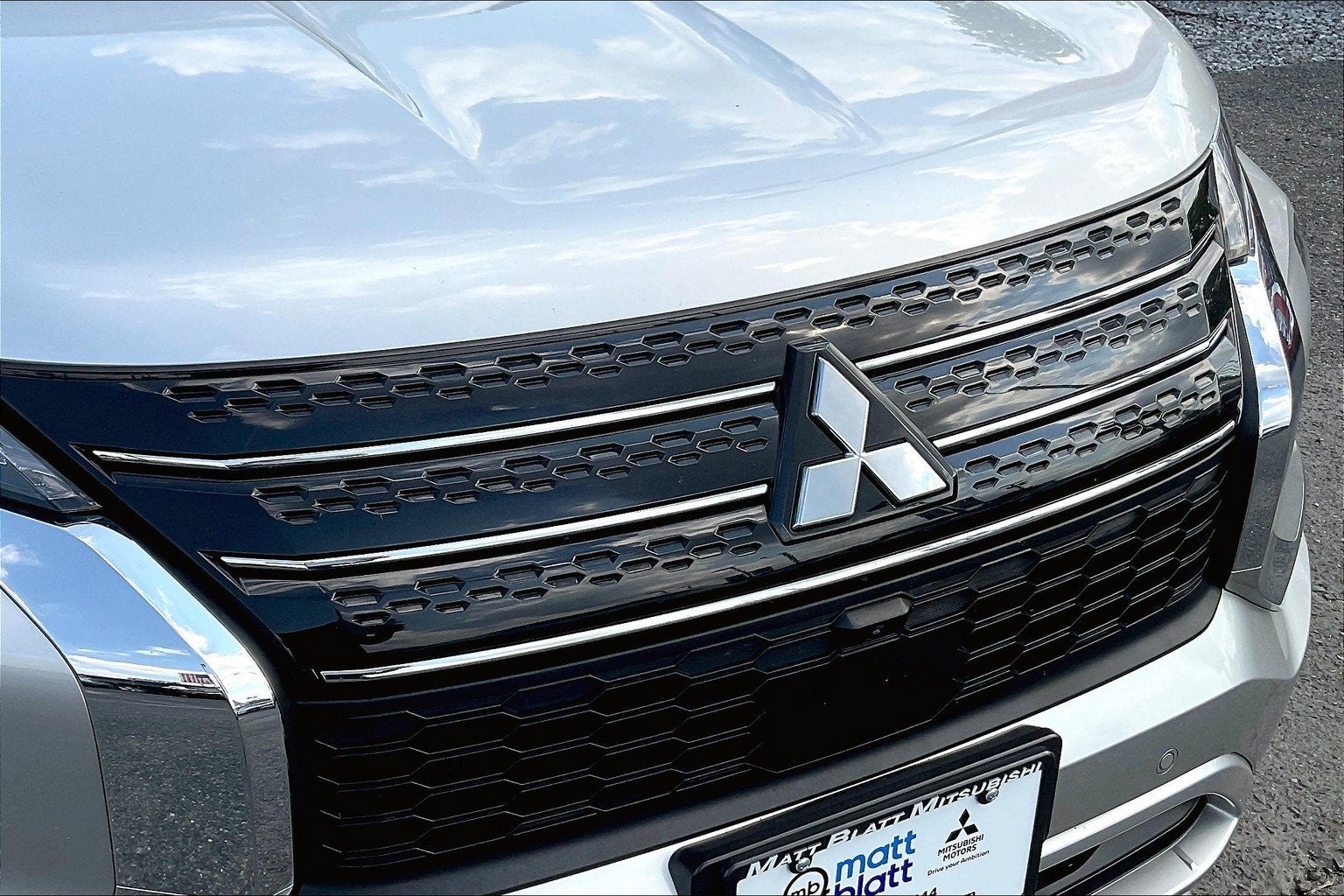 2022 Mitsubishi Outlander SE