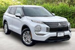 2023 Mitsubishi Outlander ES