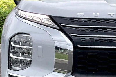 2023 Mitsubishi Outlander ES