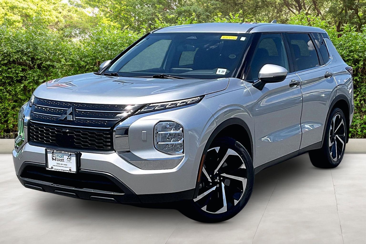 2022 Mitsubishi Outlander ES