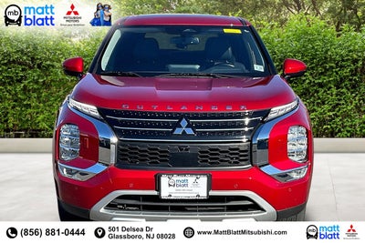 2023 Mitsubishi Outlander SE