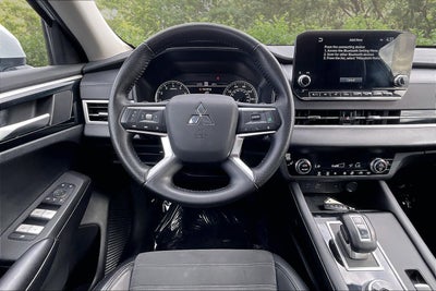 2024 Mitsubishi Outlander SE Black Edition S-AWC