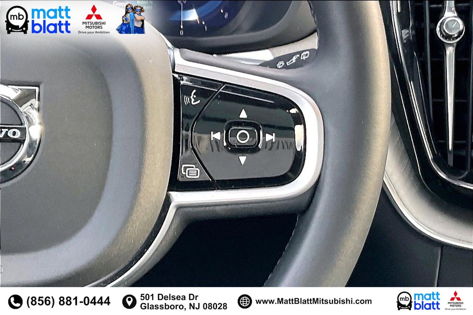 2025 Volvo XC60 Plus