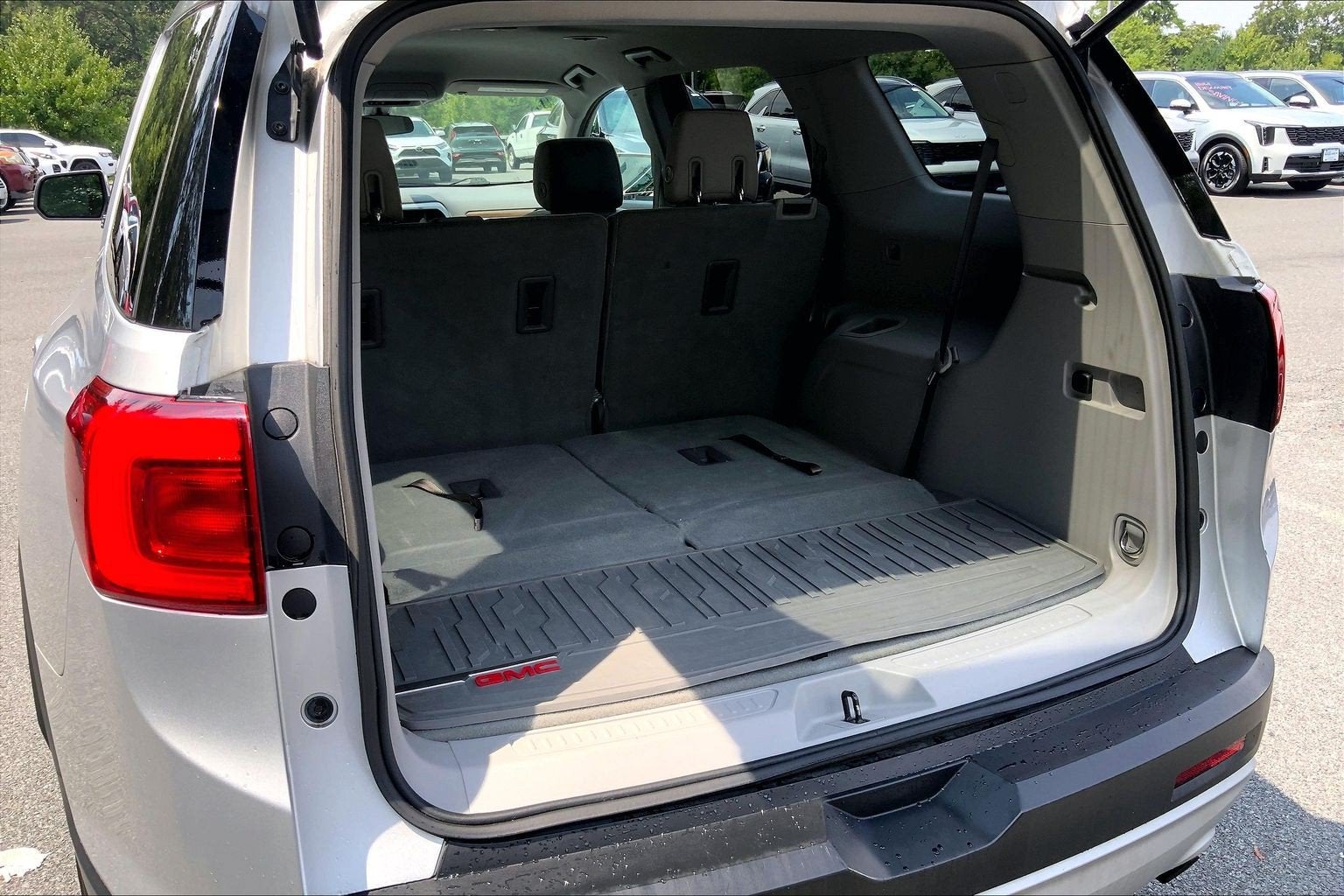 2019 GMC Acadia SLE