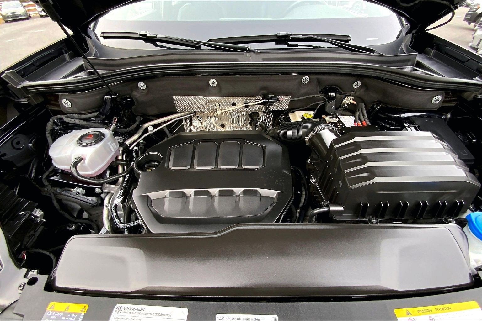 2025 Volkswagen Atlas Cross Sport 2.0T SE w/Technology