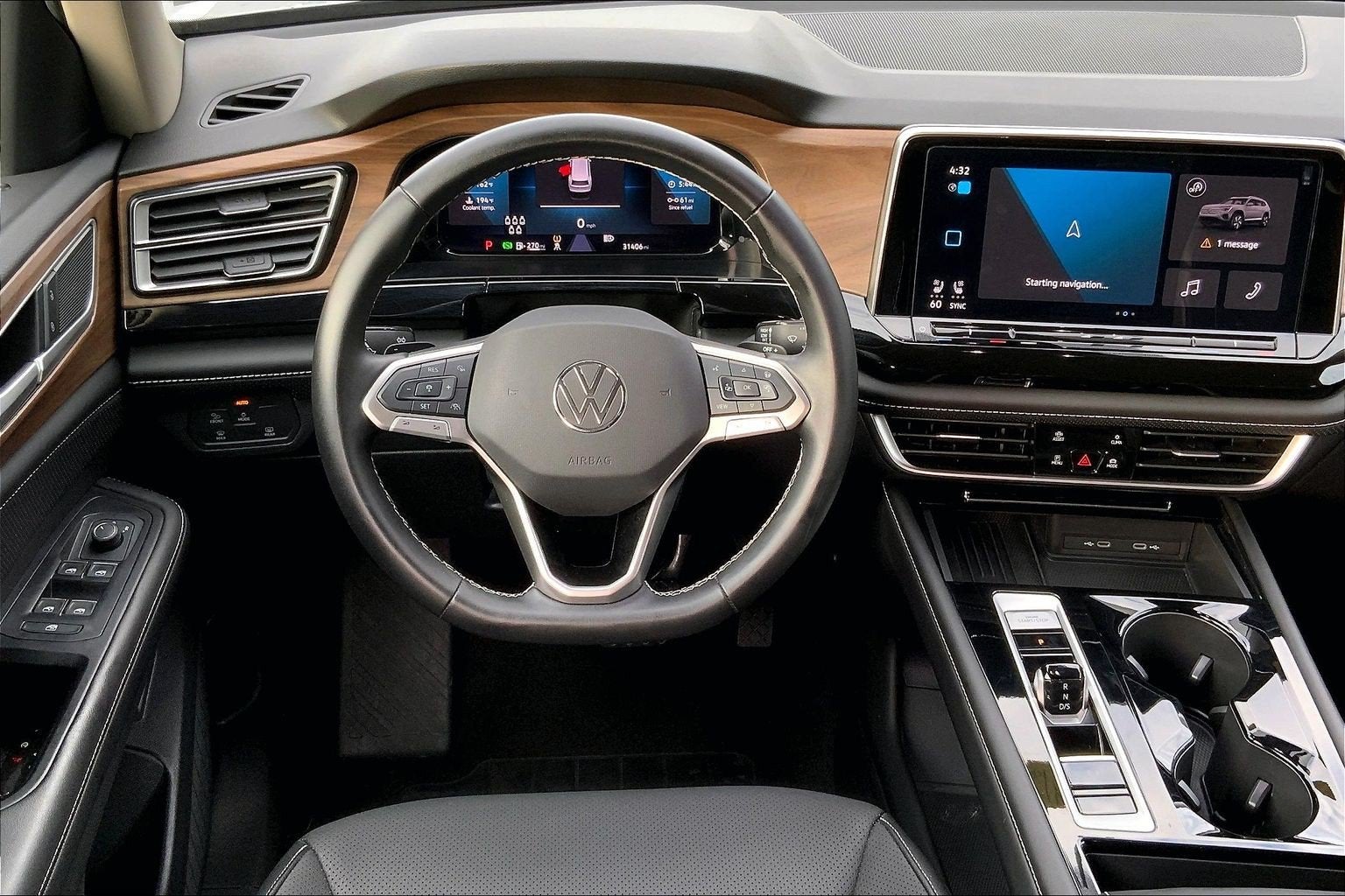 2026 Volkswagen Atlas 2.0T SE w/Technology