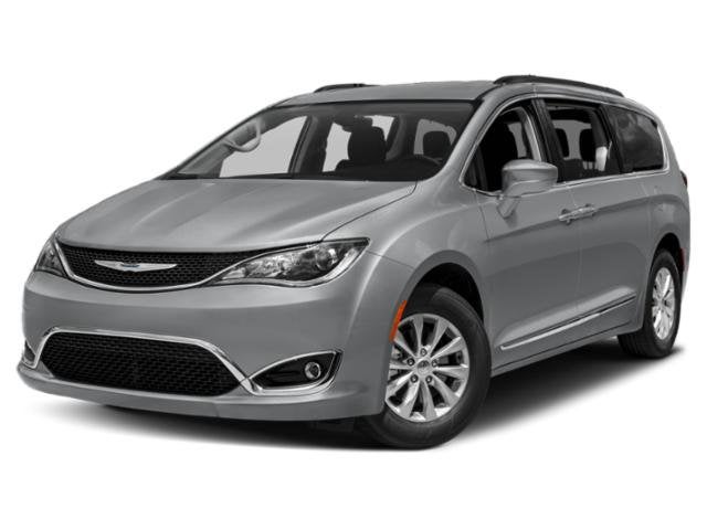 2018 Chrysler Pacifica Touring L Plus's photo