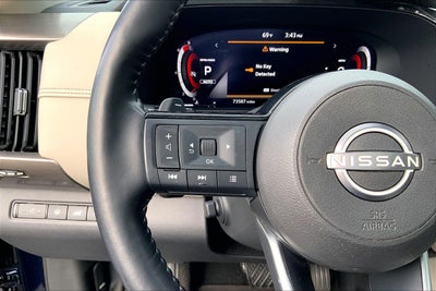 2022 Nissan Pathfinder Platinum
