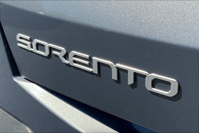 2024 Kia Sorento LX
