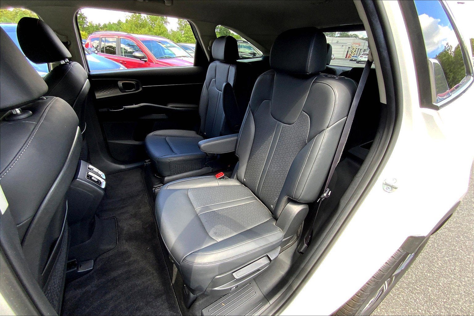 2023 Kia Sorento Hybrid EX