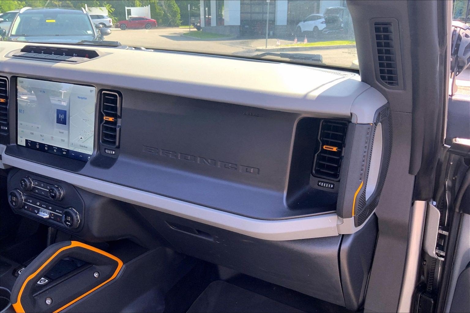 2021 Ford Bronco Base