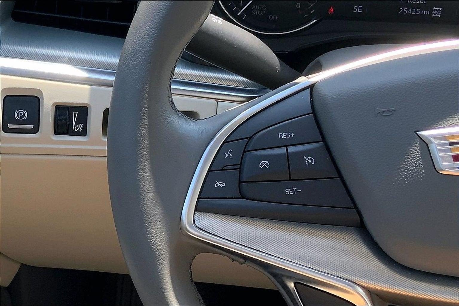 2022 Cadillac XT5 AWD Premium Luxury