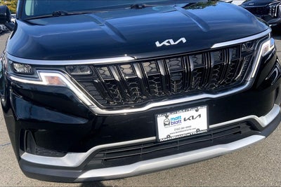 2024 Kia Carnival LX