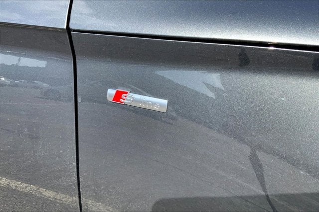 2023 Audi Q5 S line Premium